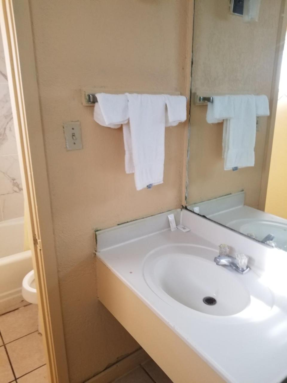 Trailway Motel - Fairview Heights Kültér fotó